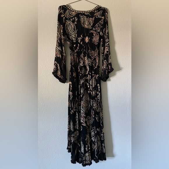 Floral Boho Maxi Dress - Picture 7 of 8